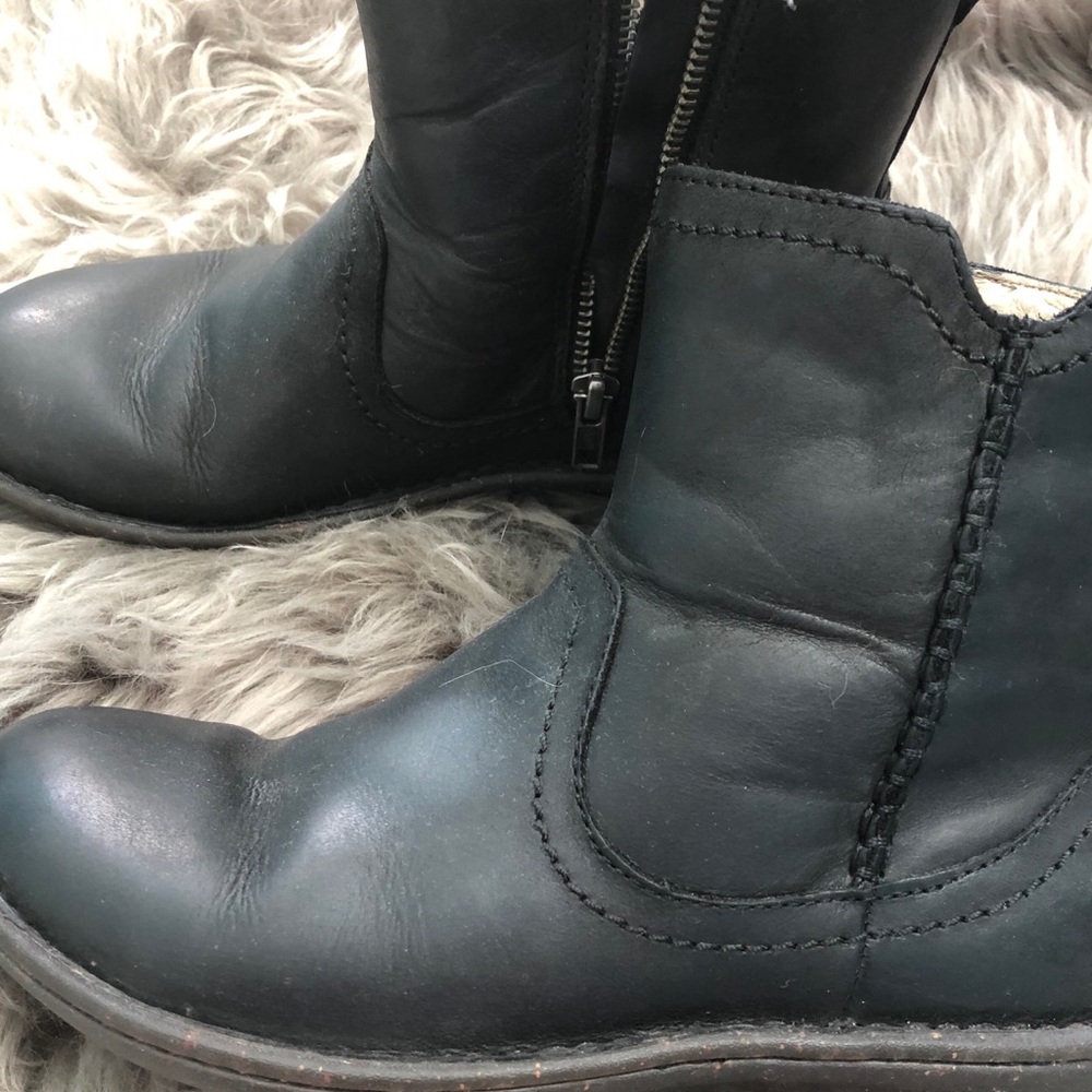 Ugg leather boots